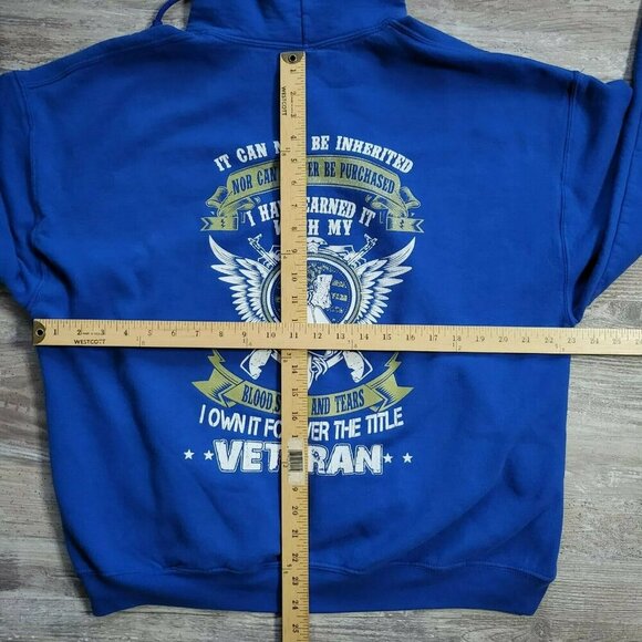 Gildan Heavy Blend Veteran Military Hoodie Sweatshirt Blue Vintage Skull Earned - Picture 11 of 12